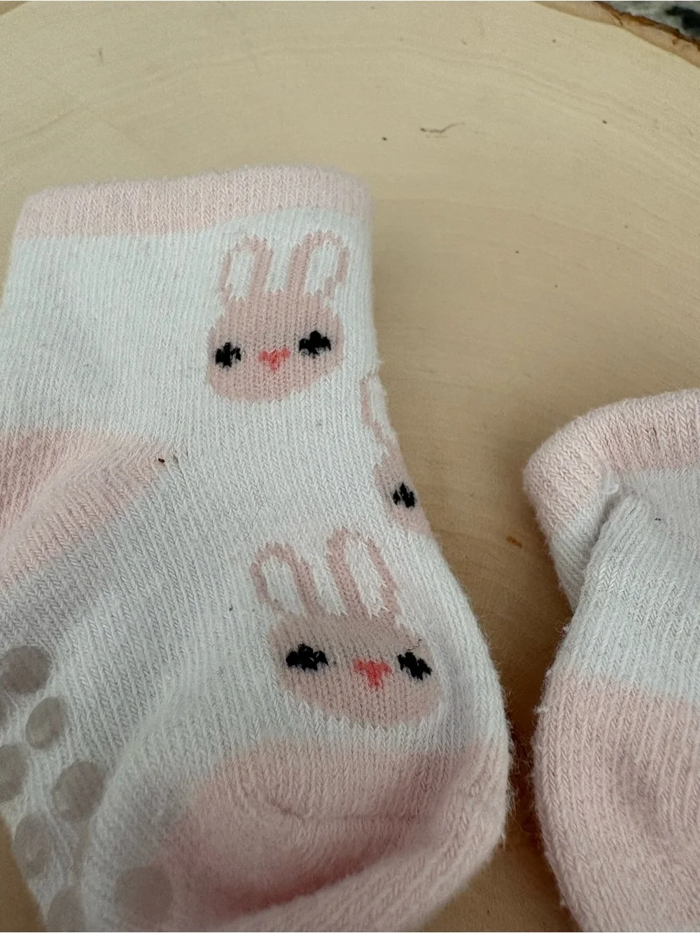 White and pink bunny socks with grippers no brand nwot